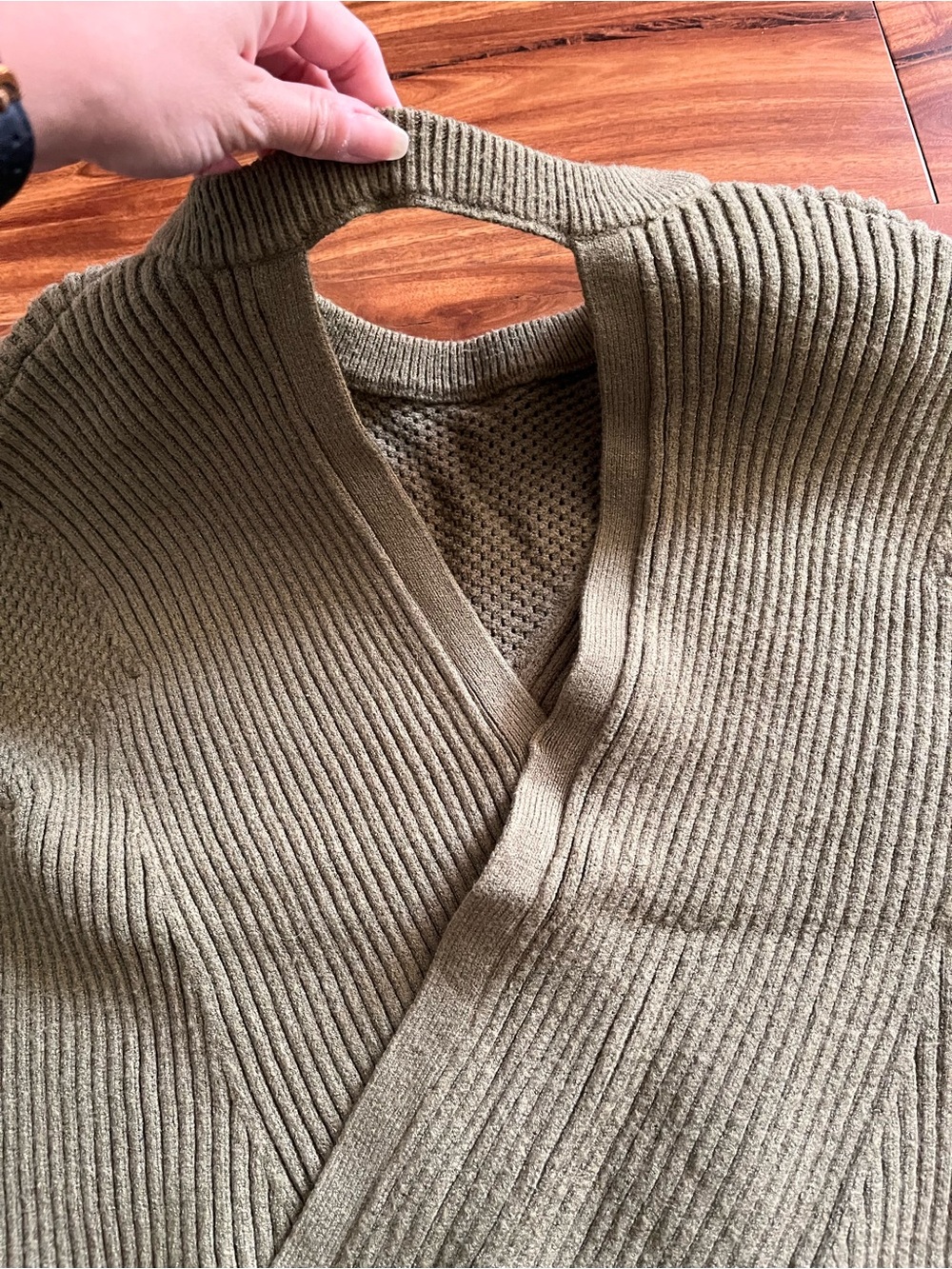 Express Ribbed Knit Sweater Top - Picture 5 of 8